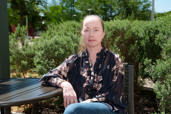 Pharma Insider Speaks Out About Vaccine Batches